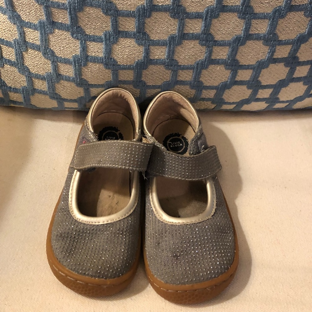 Livie Luca size 10 metallic shoes